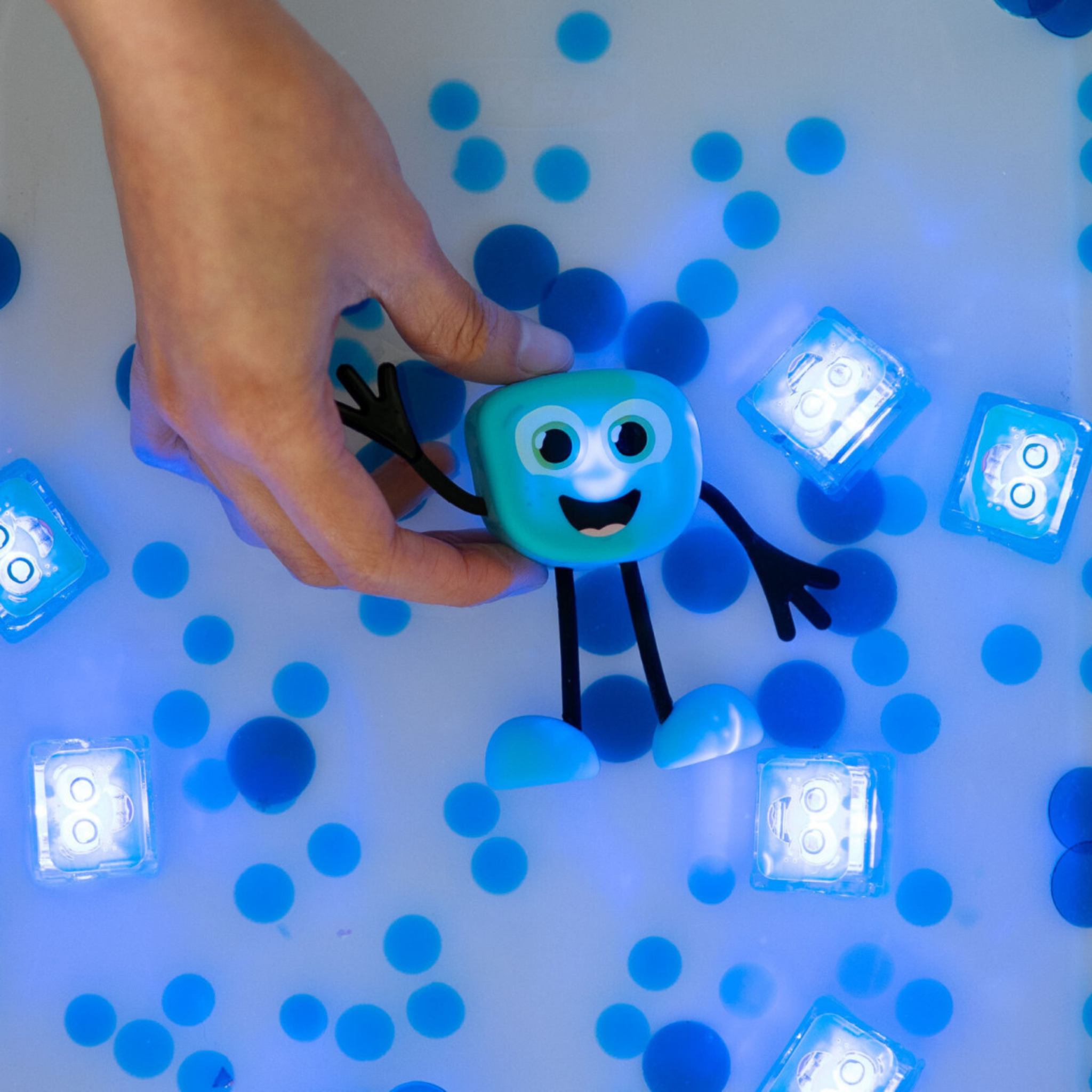 GloPals - Speelvriendje + 2 cubes - Blair